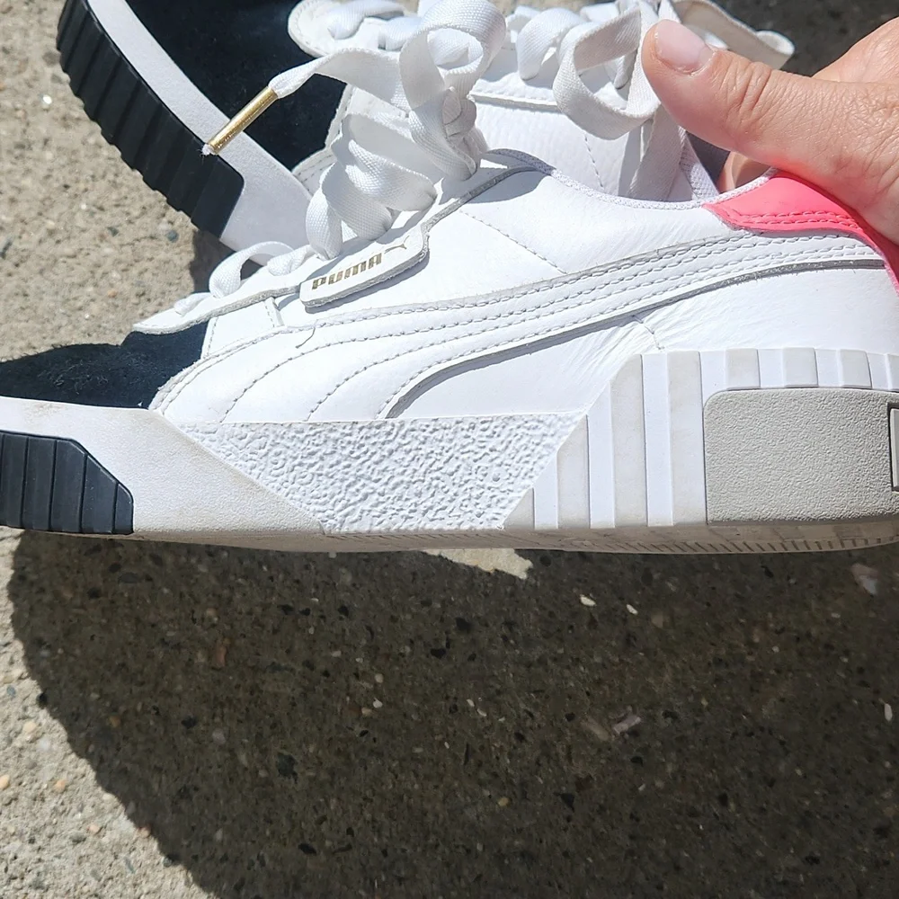 Puma Suede and leather sneakers sz 7 - Picture 7 of 8